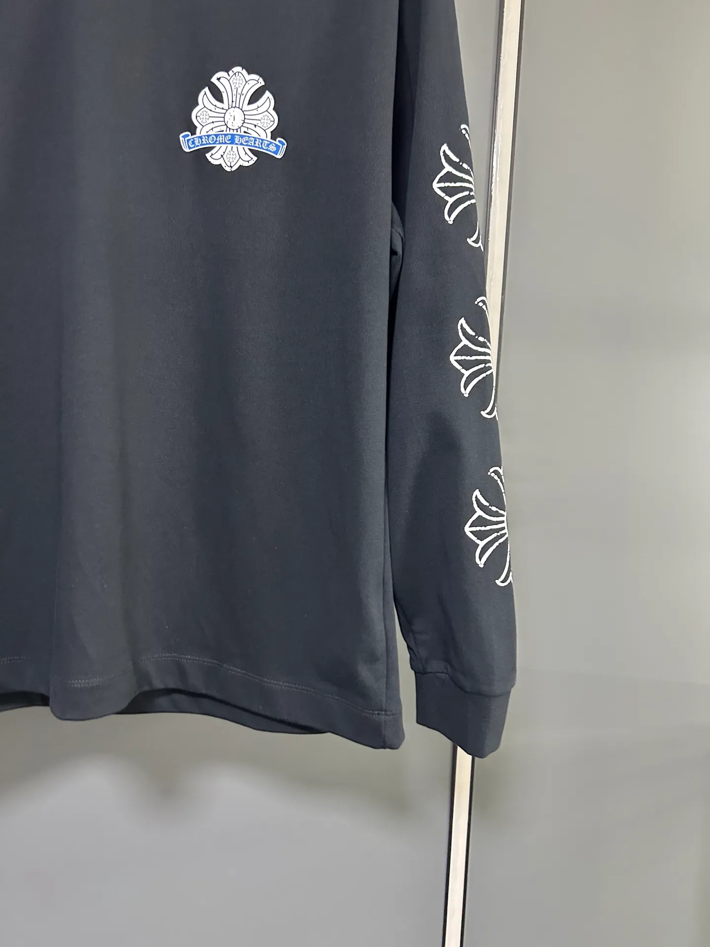 P230 2026 new (exclusive) Chrome Hearts autumn and winter limited edition heavyweight high-weight long-sleeved T-shirt, customized Dreamweaver Yayun ribbed cotton designer concept style Fabric: Heavy 380g Size: S M L XL Color: White Black